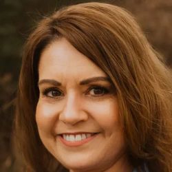 Tamara Persons @ Mossy Oak Properties Mozark Realty