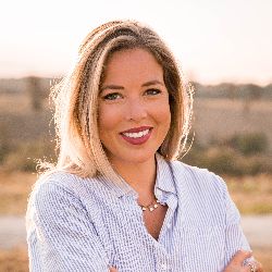 Abby Peterson @ Ozark Rivers Realty