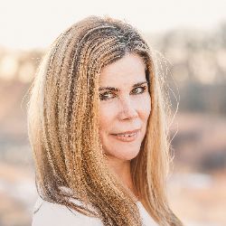 Janelle Karas @ Prestige Real Estate Auction