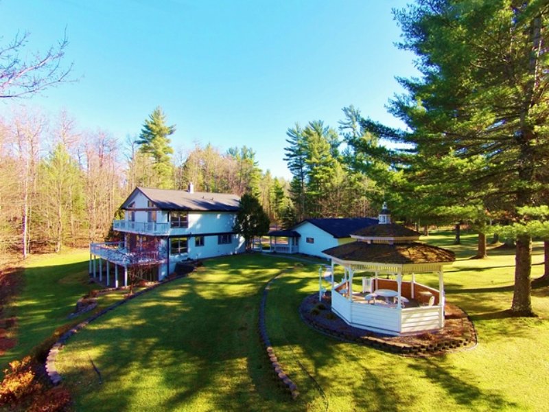 Tomahawk River Farmette : Minocqua : Oneida County : Wisconsin