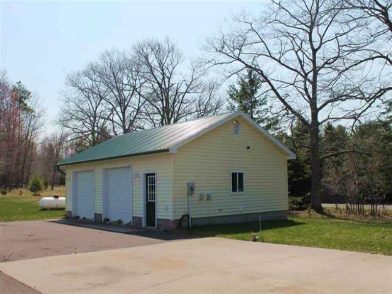 13831 Ford Dr., Mls 1104185 : L'Anse : Baraga County : Michigan