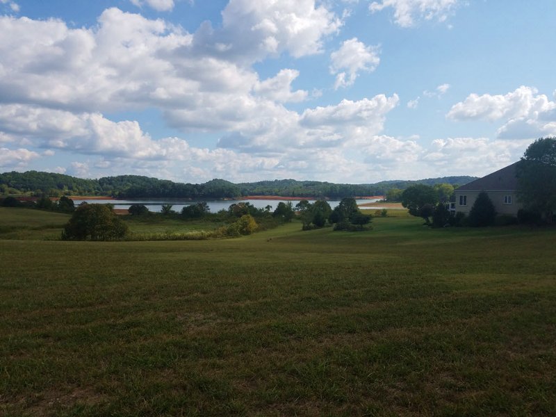 Cherokee Lake Cove Lot in Legacybay : Mooresburg : Hawkins County : Tennessee