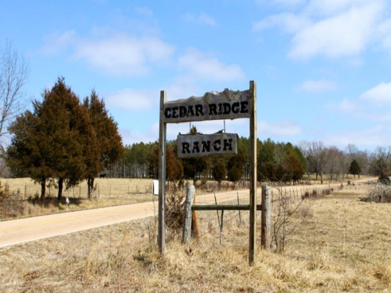 5.7 Acres Cedar Ridge Ranch, Pond : Duke : Phelps County : Missouri