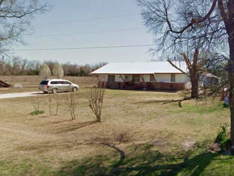 Home On 12+/- Acres / 30491 : Clarksville : Red River County : Texas