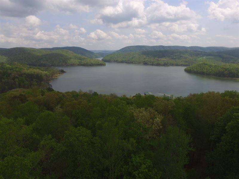 Look Out Over Norris Lake : New Tazewell : Claiborne County : Tennessee