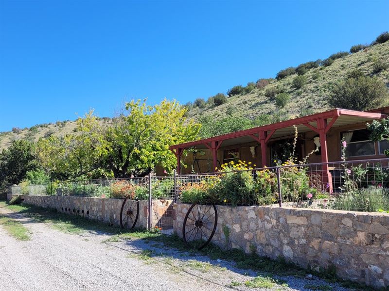 Sacramento Mountain Ranch with Fore : Timberon : Otero County : New Mexico