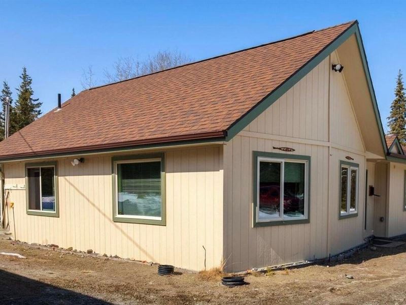 Modern Ranch Home in Kasilof on 2 : Kasilof : Kenai Peninsula Borough : Alaska