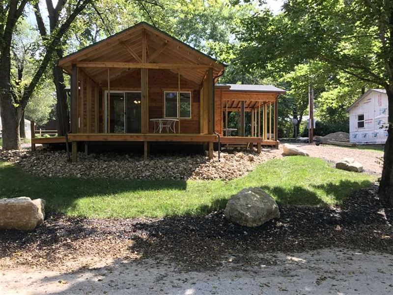 Charming Lake Cabin Lot for Sale in Warsaw, Benton County, Missouri