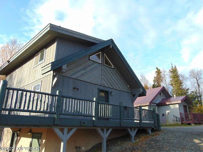 Kenai Triplex in Private Setting : Kenai : Kenai Peninsula Borough : Alaska