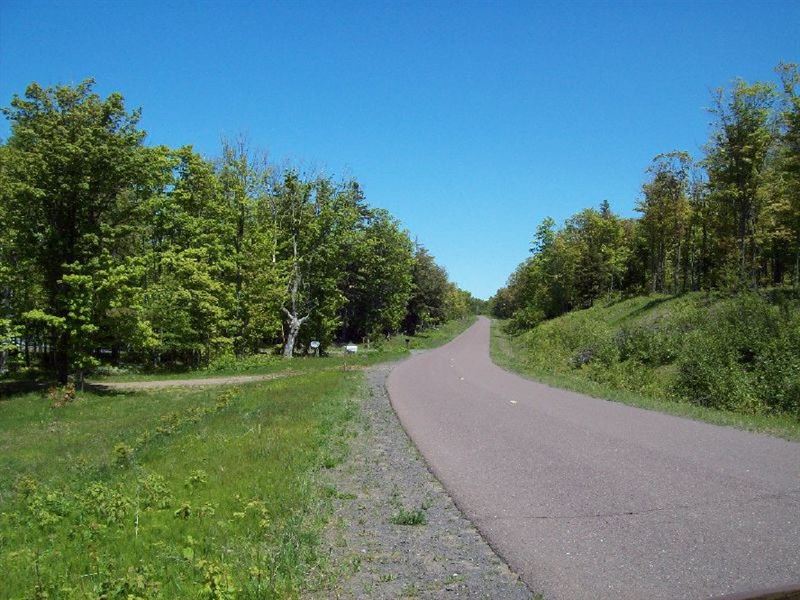Calumet Lakeshore, Lot 4 : Hancock : Houghton County : Michigan
