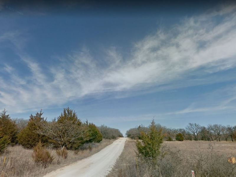 .17 Acres in Bowie, TX : Bowie : Montague County : Texas