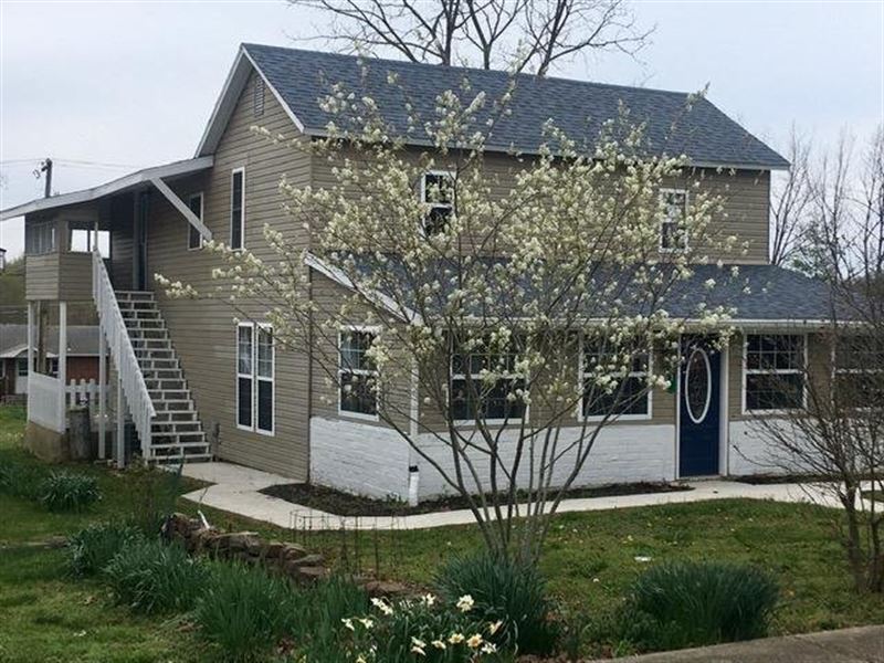 4 Bedroom, 2 Bath, Close to Rivers : Mountain View : Howell County : Missouri