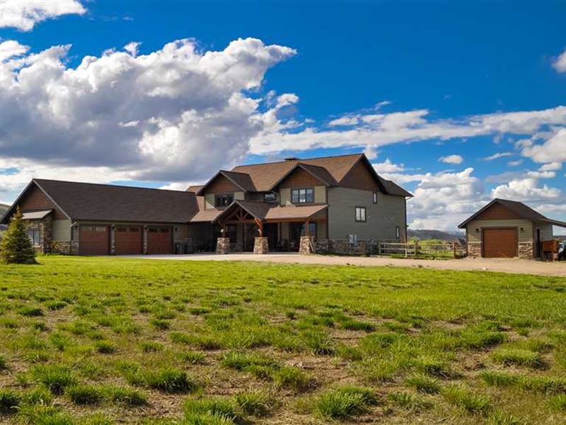 Six Bedroom, Five Bath Home on 5 : Cody : Park County : Wyoming