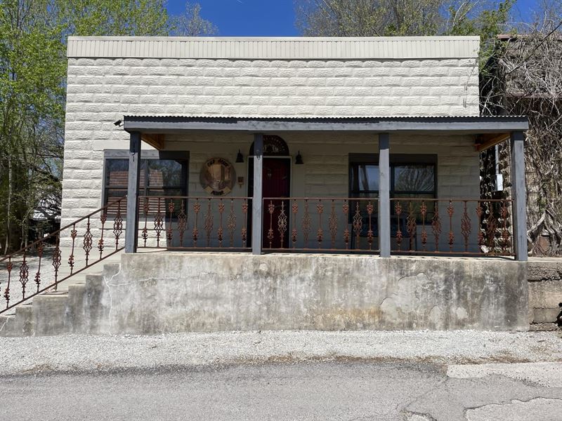 3 Bed, Historical Home/Vrbo, 3 City : Calico Rock : Izard County : Arkansas