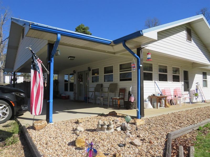 Spacious Home with 4 Bedrooms, 2 ba : Ellington : Reynolds County : Missouri