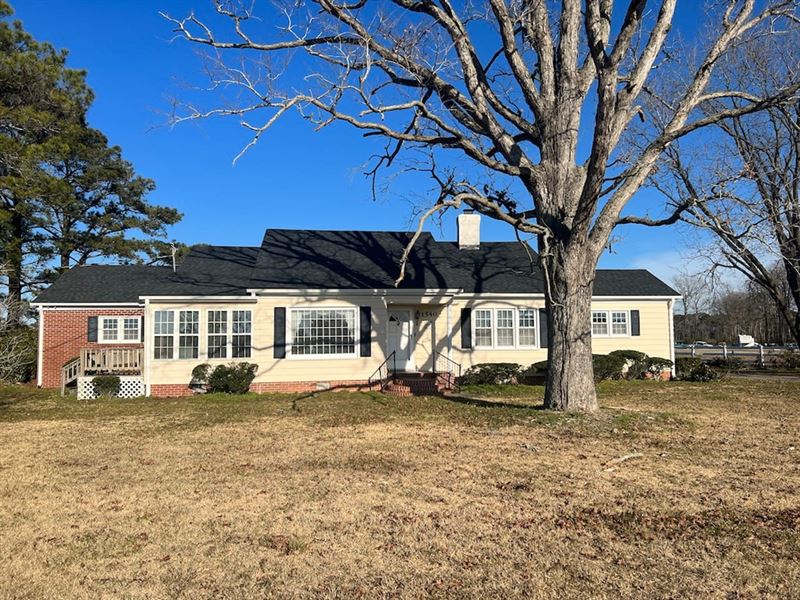 Newly Remodeled : Ayden : Pitt County : North Carolina
