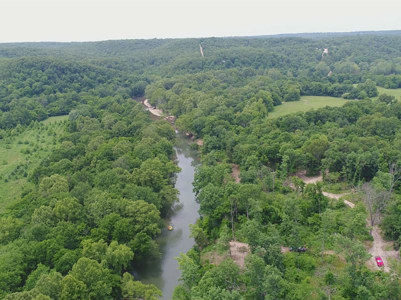 10 Acres with Direct River Frontage : Lebanon : Dallas County : Missouri