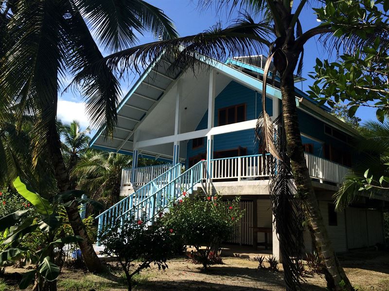 Bocas Beach Home is Now : Panama