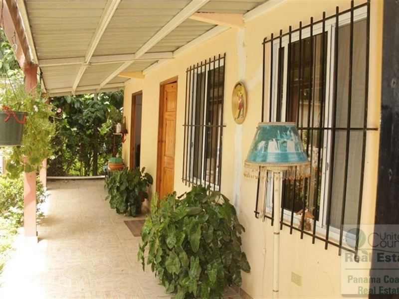 House Gorgona Potential B&B Hostal : Panama