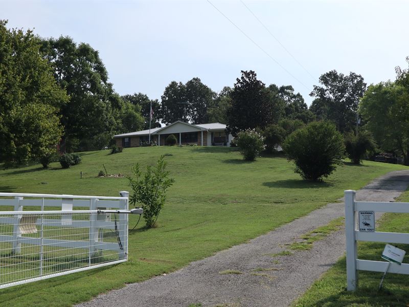 Country Home & Land Hilltop View : Salem : Fulton County : Arkansas