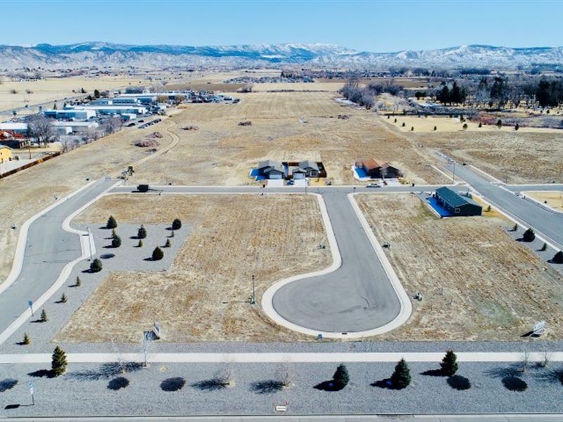 Newer Subdivision Land Montrose : Montrose : Montrose County : Colorado