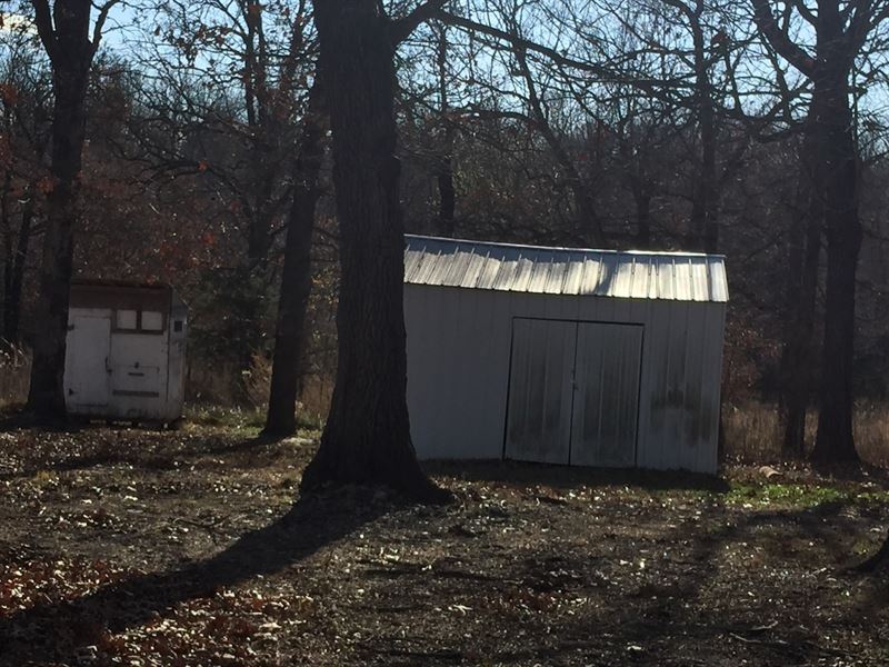 Government Owned Home 8+ Acres : Lebanon : Laclede County : Missouri