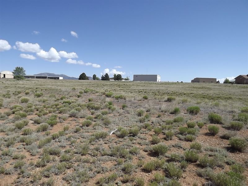 1.92 Acre Lot Sandia Airpark : Edgewood : Santa Fe County : New Mexico