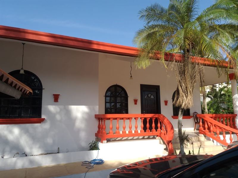 Huge Coronado House For Sale : Panama