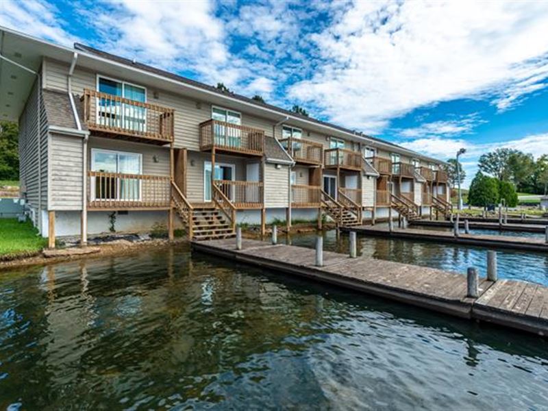 View Mariner's Pointe Overview : Crossville : Cumberland County : Tennessee