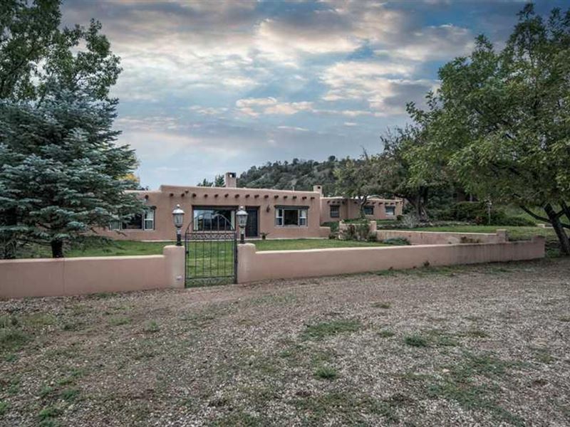 Mountain Equestrian Estate with Ado : Nogal : Lincoln County : New Mexico