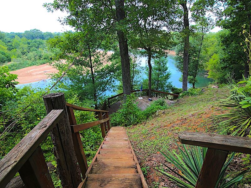 River Front Home in Missouri : Doniphan : Ripley County : Missouri