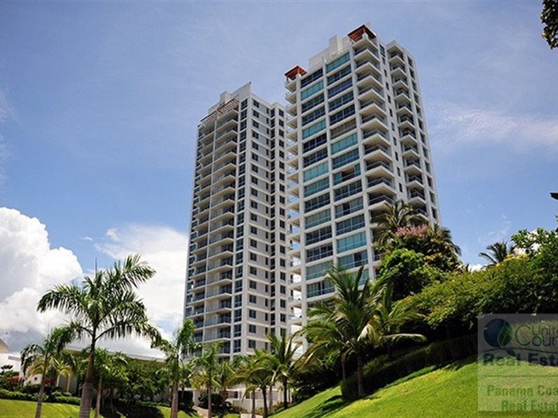 2 Bedroom Ocean Front Apartment : Panama