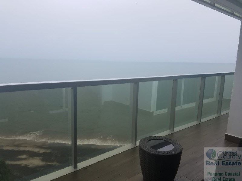 Ocean Waves Apartment Rent Panama : Panama