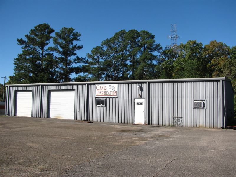 Commercial Buildings Industrial : Adamsville : McNairy County : Tennessee