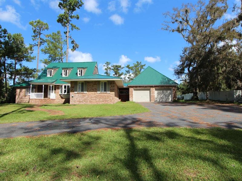 Spacious Beautiful House : Live Oak : Suwannee County : Florida