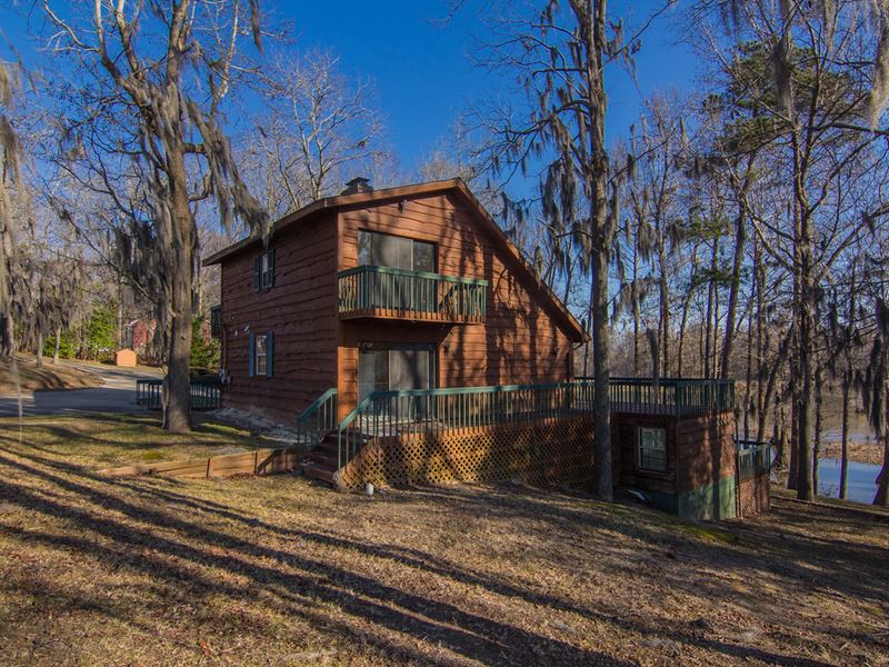 Waterfront Cottage On Lake Marion Lot for Sale in Cameron, Calhoun