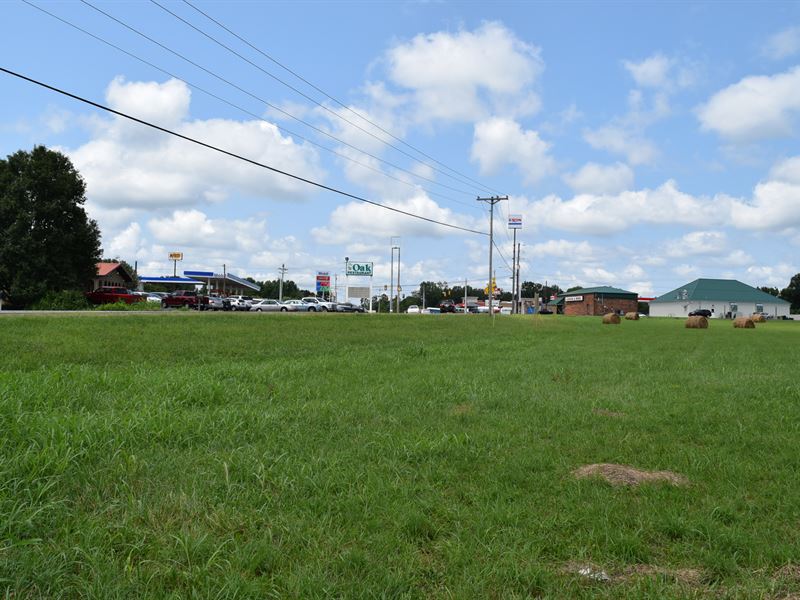 Commercial, Rapid Growing Area I-24 : Manchester : Coffee County : Tennessee