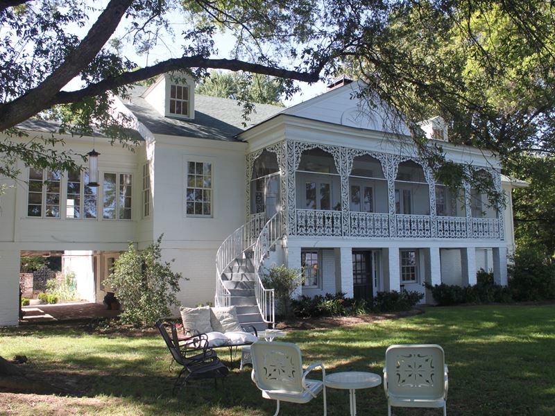 Historic Lake Home, Horseshoe Lake : Hughes : Crittenden County : Arkansas