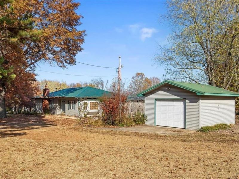 3 Bedroom 2 Bath Home, Full Basemen : Doniphan : Ripley County : Missouri