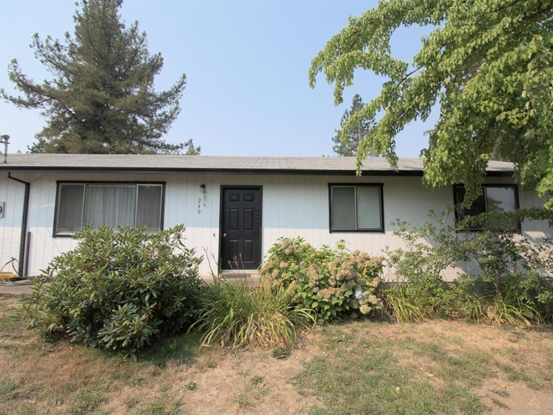 249 S Estella St, Unique Home : Glide : Douglas County : Oregon