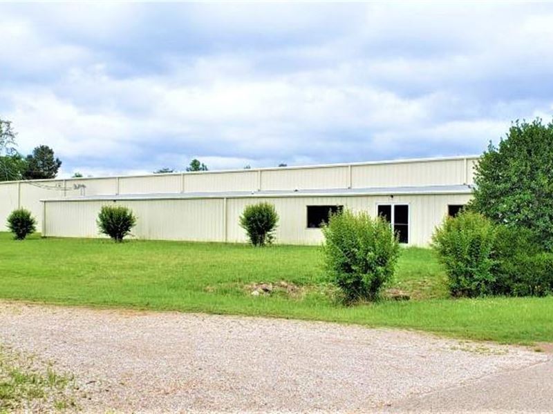 51,360 sq ft Reduced $500,000. Sol : Ramer : McNairy County : Tennessee