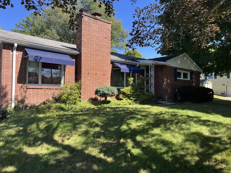 2082 Centennial Drive Windber PA : Windber : Cambria County : Pennsylvania