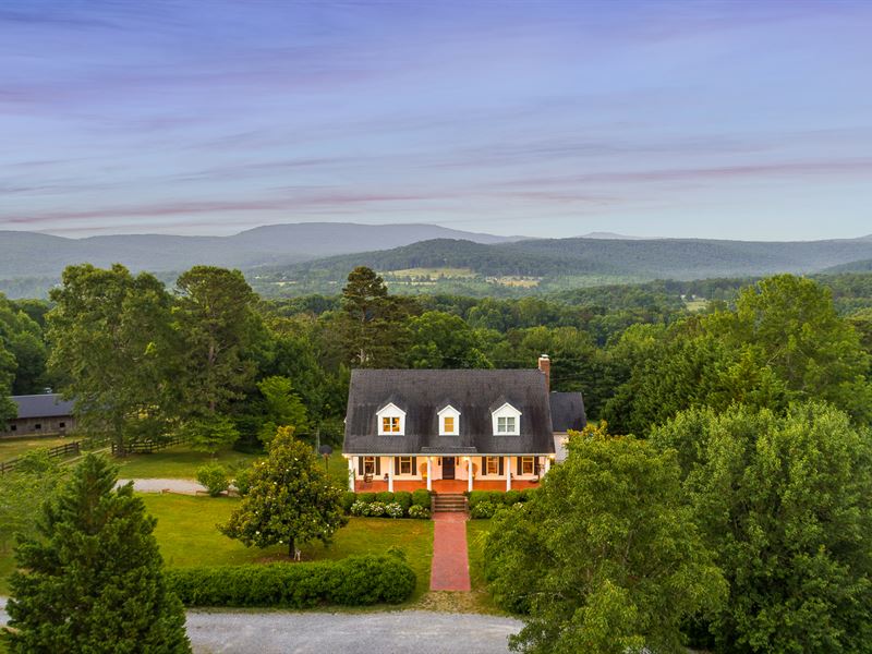Gentleman's Equestrian Farm : Lookout Mountain : Dade County : Georgia