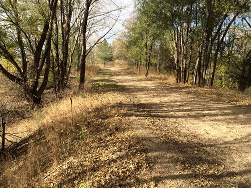 Mariposa Lot 13 : Marquette : Hamilton County : Nebraska