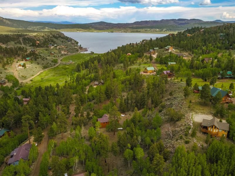 Impressive Panguitch Lake Mountain : Panguitch : Garfield County : Utah