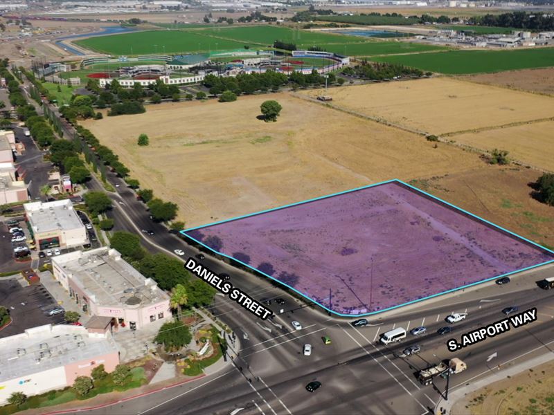 Government Owned Commercial Land : Manteca : San Joaquin County : California