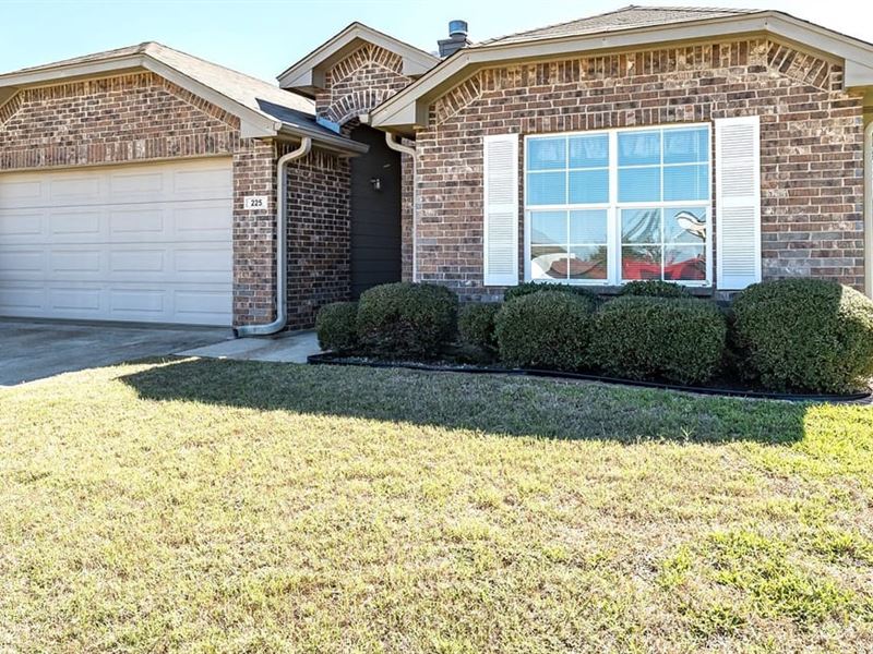 Custom 3/2/2 Near School & Hospital : Jacksonville : Cherokee County : Texas