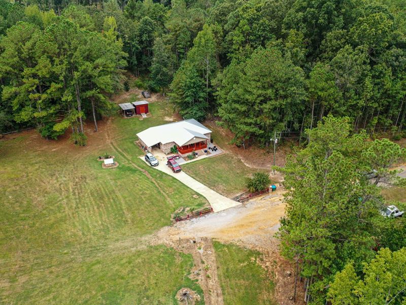 Country Home on 3 Acres : Carthage : Leake County : Mississippi