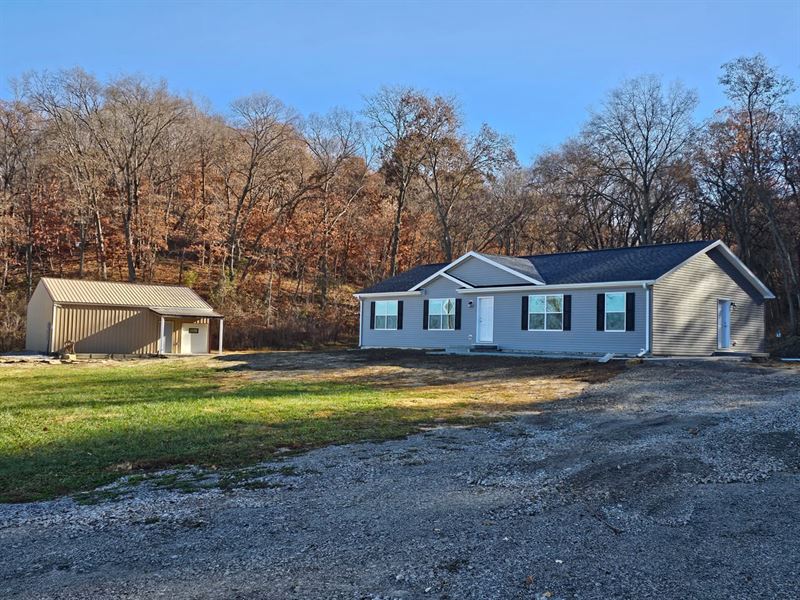 New Home on Acreage in SW Buchana : Rushville : Buchanan County : Missouri