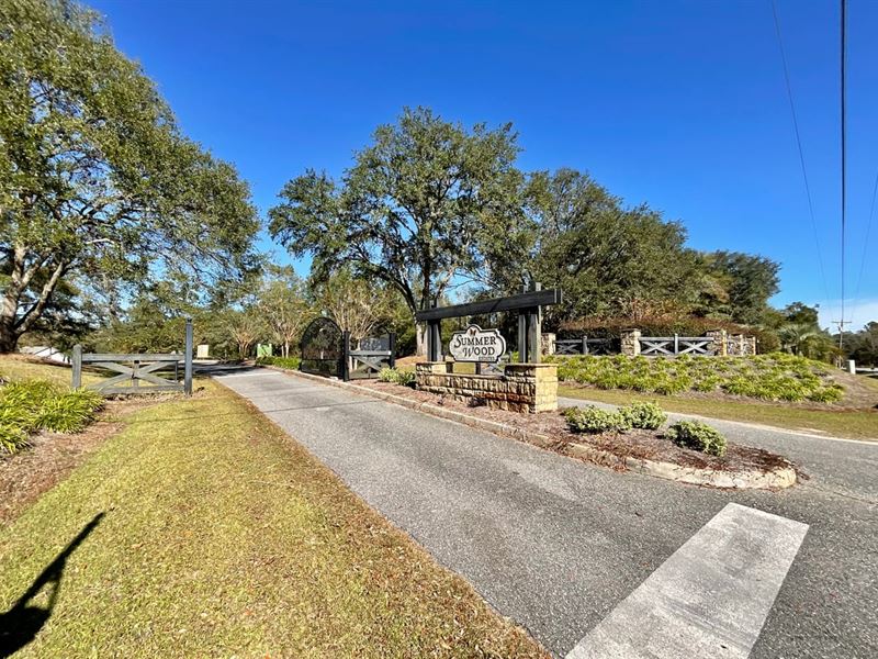 1.67 Acre Lot Summerwood Estates : Pinetta : Madison County : Florida